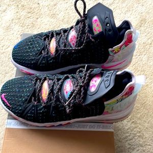 Lebron 18